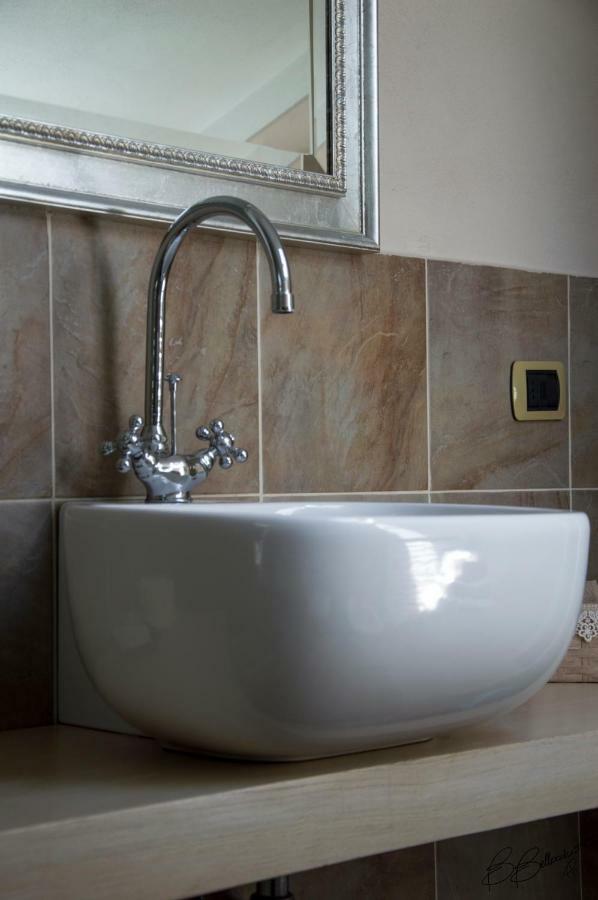 La Torretta Bobbio Bed and Breakfast Buitenkant foto